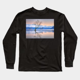 Wanaka tree Long Sleeve T-Shirt